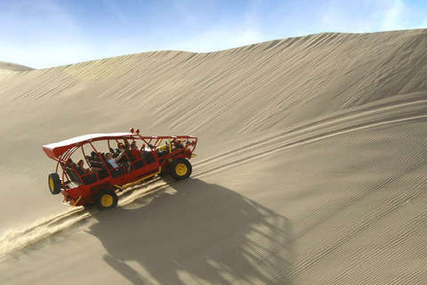 buggy tubular en Huacachina