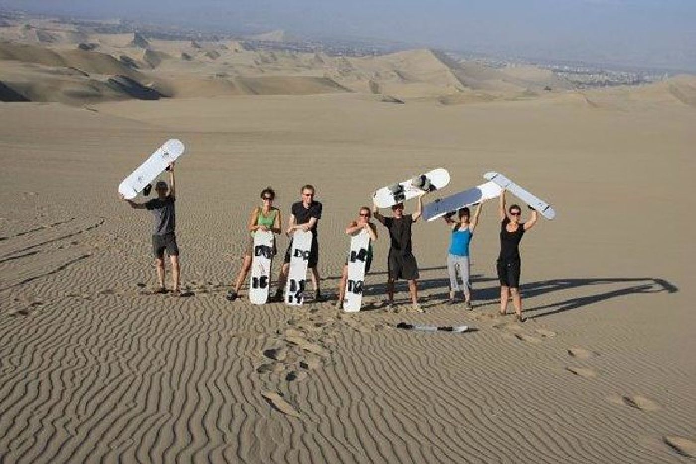 Foto del tour buggy y sandboard en Huacachina